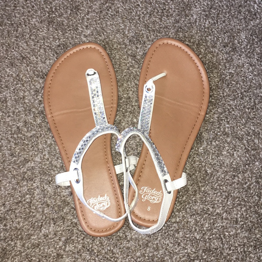 Faded glory size 8 diamond stone sandals